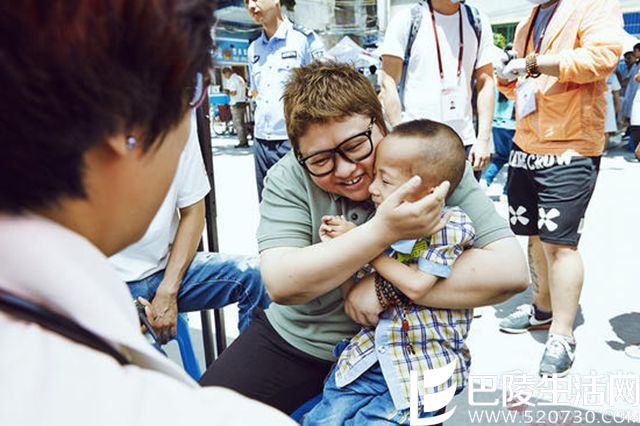 韩红公益事业 韩红公益事业