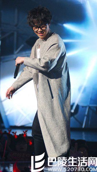 夺冠后变潮一些