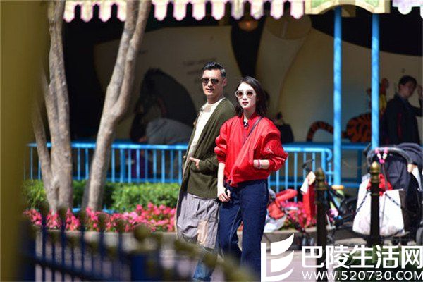 周冬雨是水瓶座