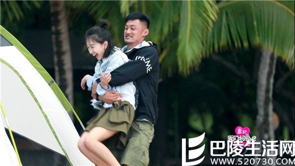 周冬雨余文乐感情升温