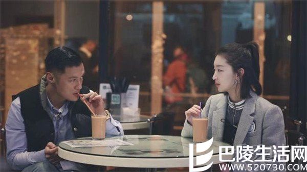 周冬雨坦言压力大