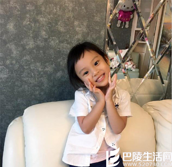 甜馨秃头傲娇 甜馨秃头傲娇