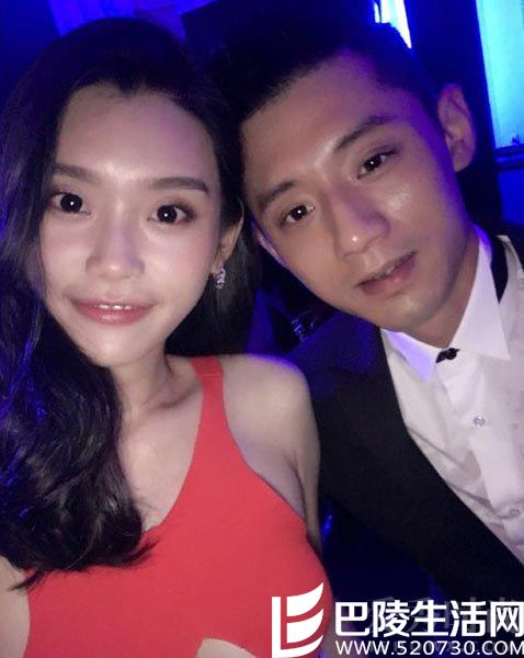 奚梦瑶张继科头挨头合照 奚梦瑶张继科头挨头合照