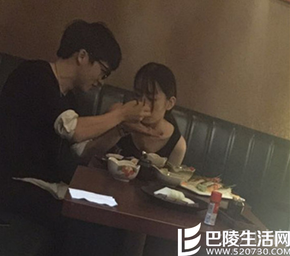 薛之谦喂女子食物