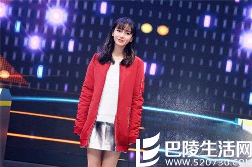 Angelababy衣着宽松 Angelababy衣着宽松