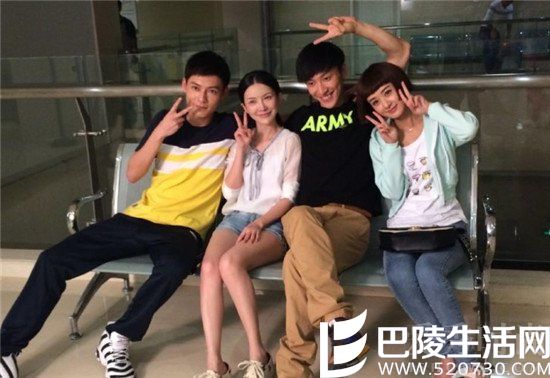 赵丽颖乔任梁合照