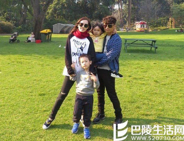 王宝强一家昔日温馨合照