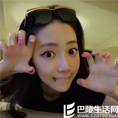 王萌黎搞怪照 王萌黎搞怪照