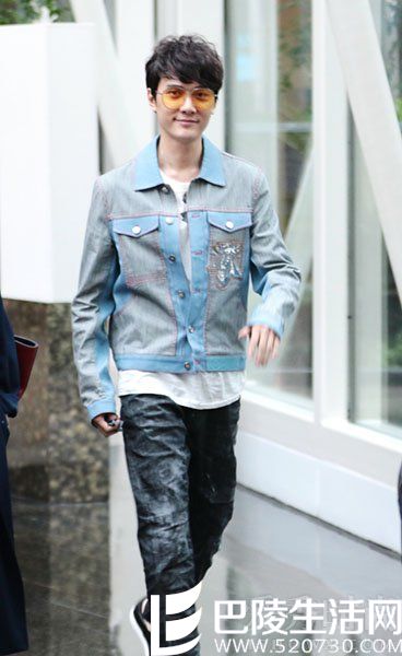 冯叔真的瘦!好!多! 冯叔真的瘦!好!多!