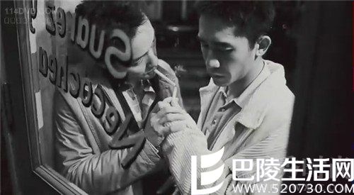 张国荣梁朝伟经典合影 张国荣梁朝伟经典合影