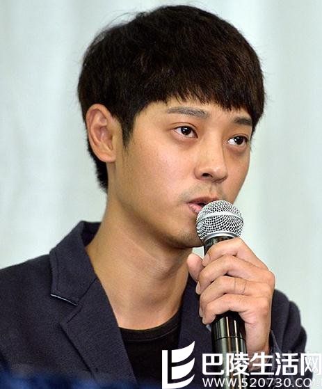 郑俊英面容憔悴