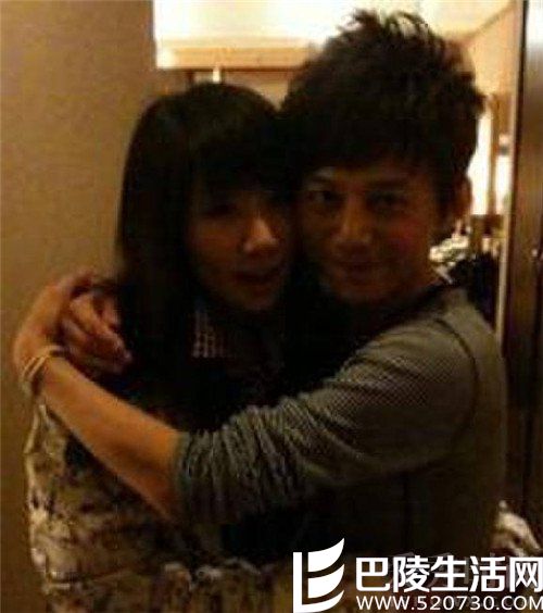 何炅与王菁亲密照 何炅与王菁亲密照