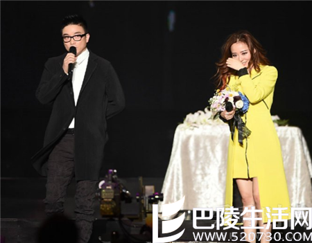 冯轲求婚感动张靓颖 冯轲求婚感动张靓颖