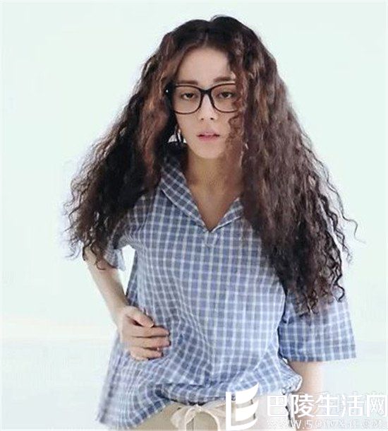 迪丽热巴泡面造型 迪丽热巴泡面造型