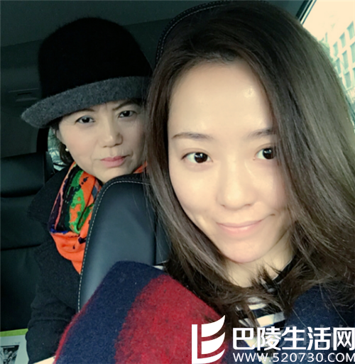 张靓颖和妈妈