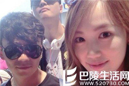 宝强马蓉宋喆合照见端倪