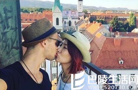许婧与外籍男友亲吻照