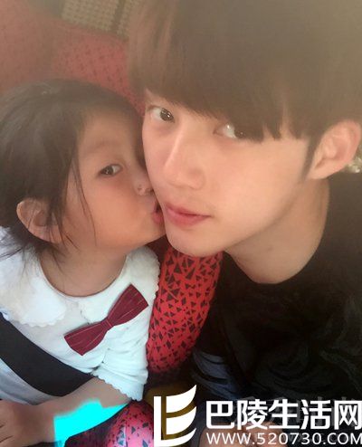 董力阿拉蕾合照 董力阿拉蕾合照