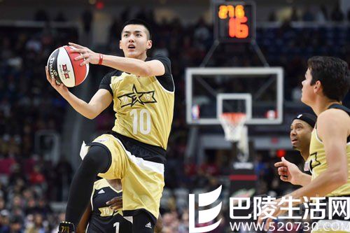 吴亦凡投篮