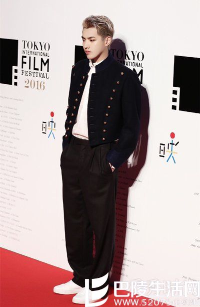 吴亦凡亮相东京电影节红毯