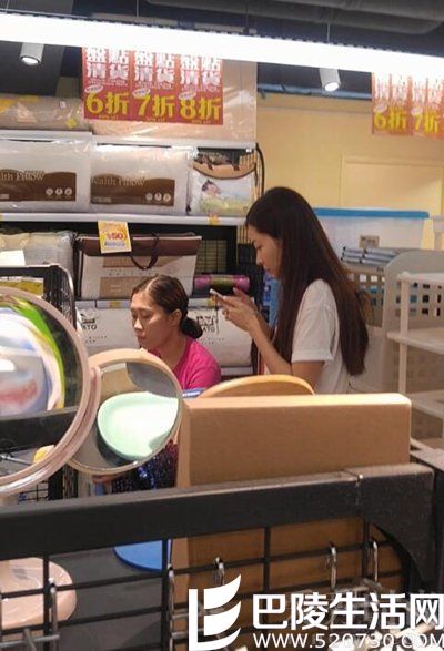 熊黛林逛街被拍 熊黛林逛街被拍