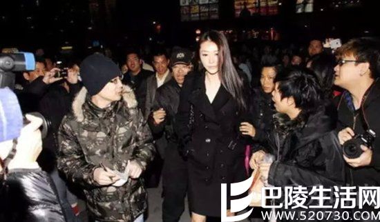 熊黛林去看郭富城演唱会 熊黛林去看郭富城演唱会