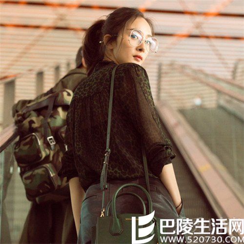 杨幂这样子 杨幂这样子