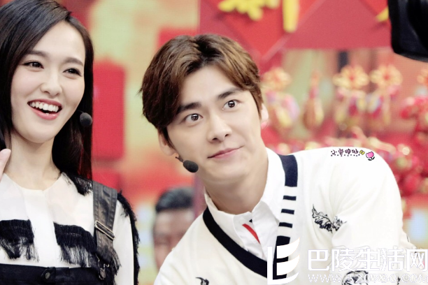 卓伟回应点赞唐嫣和李易峰两人绯闻的微博 卓伟回应点赞唐嫣和李易峰两人绯闻的微博