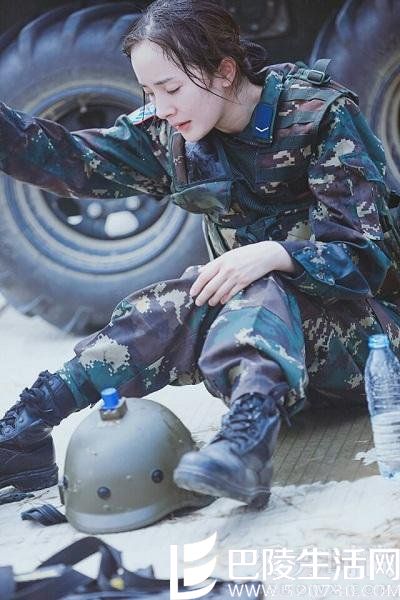 杨幂节目中打电话给女儿没打通?