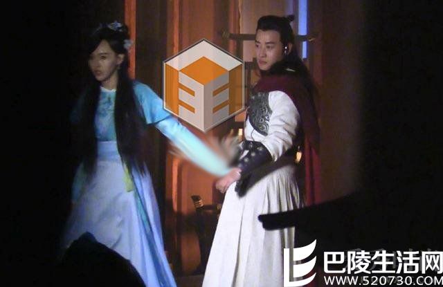 罗晋与唐嫣二人便已经牵手两次