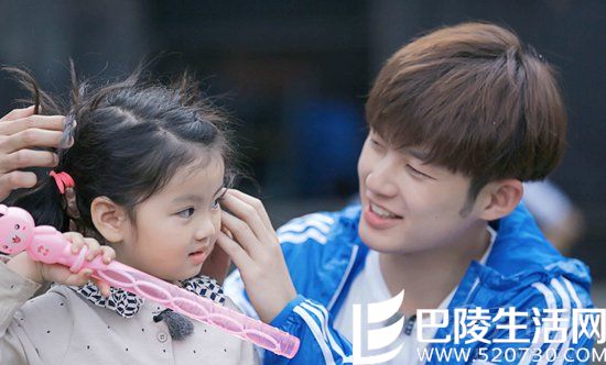 阿拉蕾与实习爸爸董力