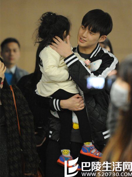 董力接机阿拉蕾 董力接机阿拉蕾