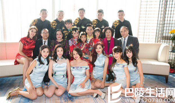 钟丽缇张伦硕一家与伴娘伴郎团