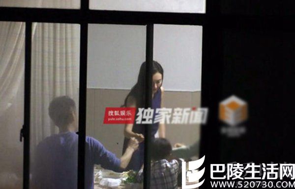 刘恺威王鸥吃火锅