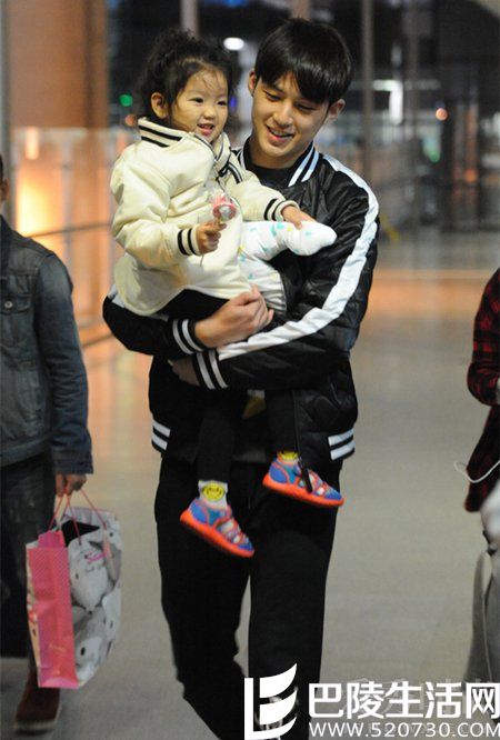 董力阿拉蕾热聊 董力阿拉蕾热聊