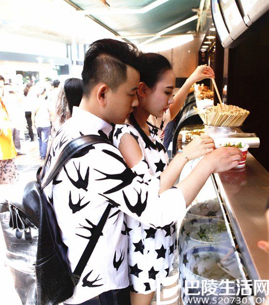 李响孙骁骁出游