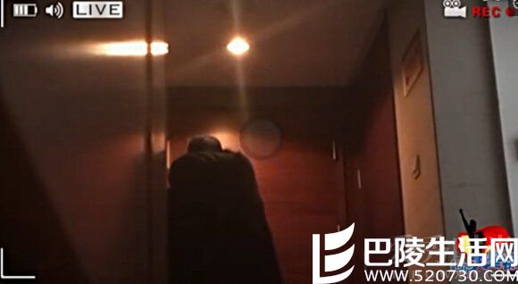 彭冠英到张含韵家