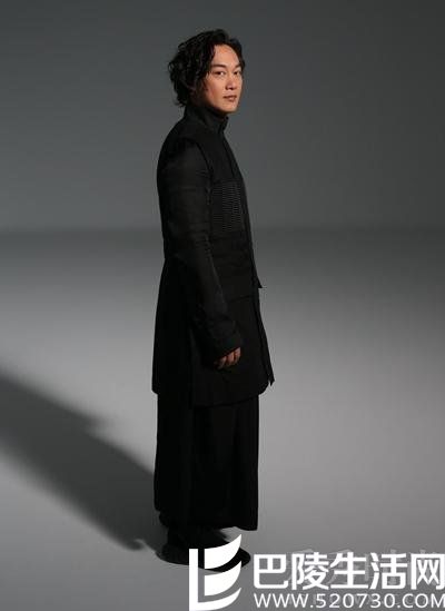 陈奕迅担任“新歌声”导师 