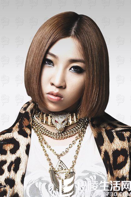 今年四月孔敏智退出2NE1