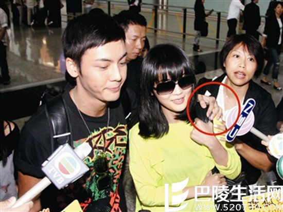 陈伟霆阿sa拥抱