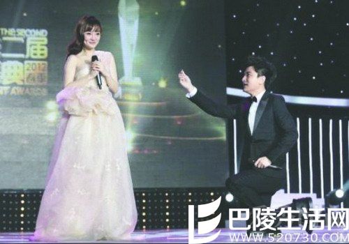 贾乃亮向李小璐求婚感动全场 贾乃亮向李小璐求婚感动全场