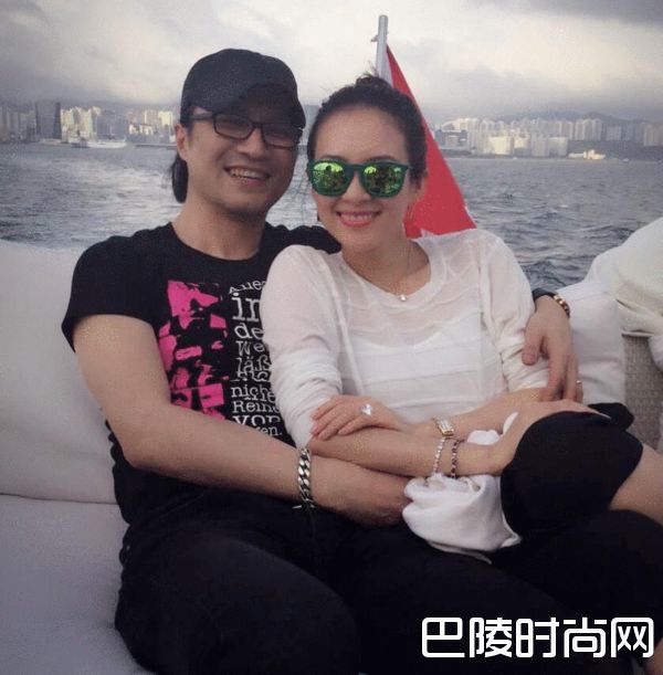 汪峰章子怡自拍