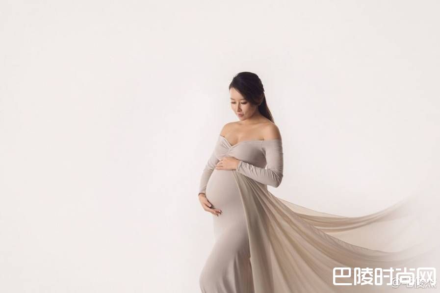 毛俊杰孕肚照片