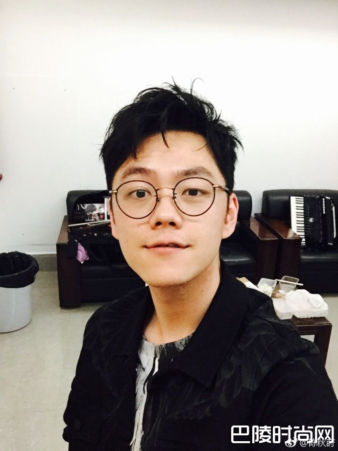 张靓颖男友照片