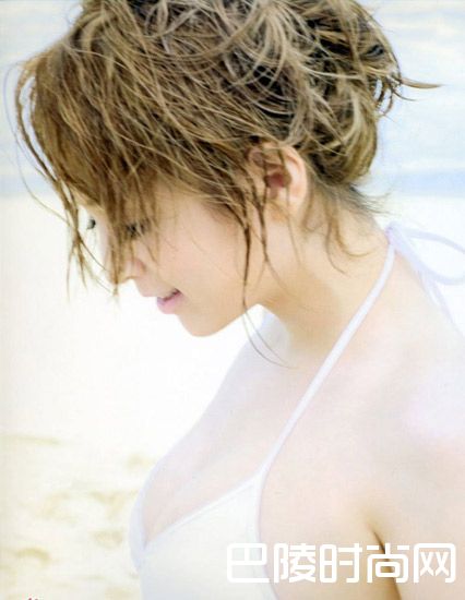 滨崎步性感照片