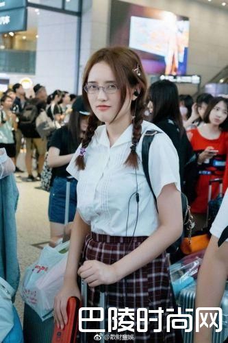 黄嘉伟出轨对象照片