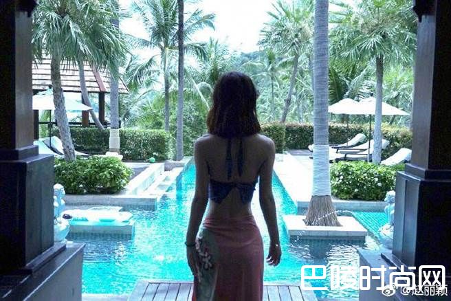 赵丽颖比基尼照片