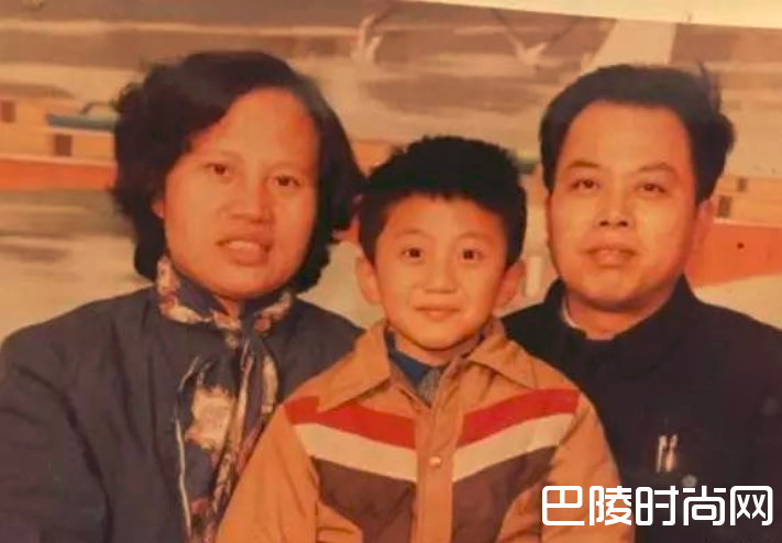 邓超爸爸妈妈照片