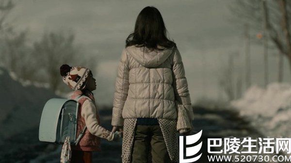 《玻璃芦苇》剧照