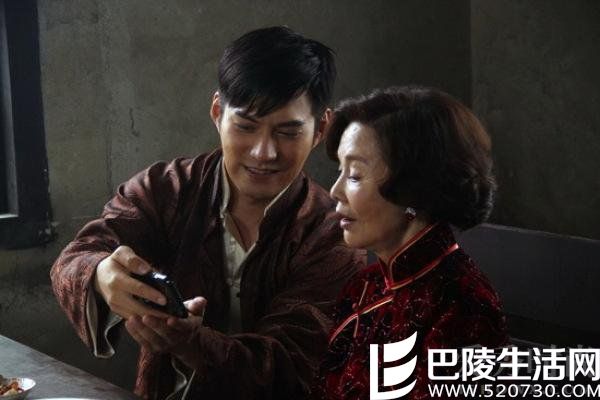 《春天的绞刑架》